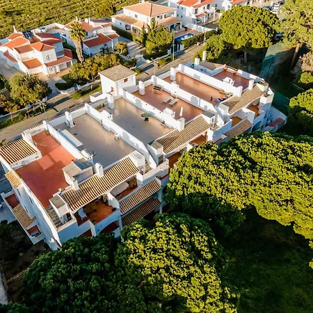 Casa Falesia T2 - Garden View - 5 Min From The - Wifi Apartment Olhos de Agua (Albufeira)