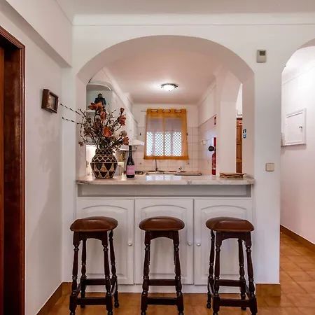 Casa Falesia T2 - Garden View - 5 Min From The - Wifi *