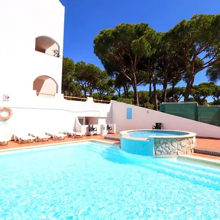 Casa Falesia T2 - Garden View - 5 Min From The - Wifi Apartamento *